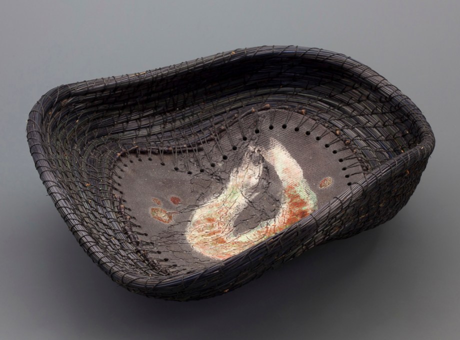 Black Bowl © Toni Best